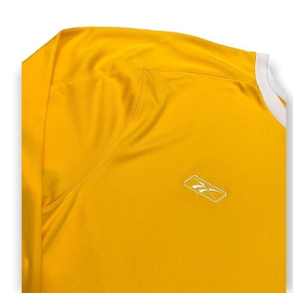 Reebok Vintage PlayDry Lightweight Breathable Activewear Soccer Shirt Mens Small - Picture 3 of 3